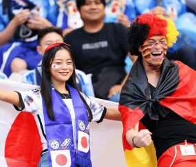 九游畅玩-Ning重返赛场，持续失利首场状态出色，日本队观众沸腾！