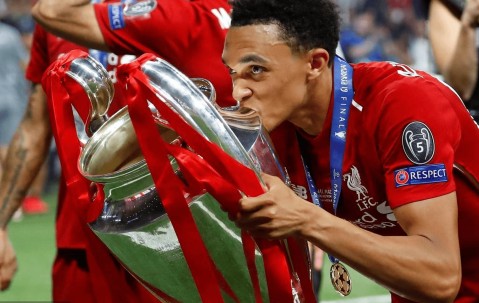 九游畅玩-利物浦后卫神勇救险，助球队成功保级，能力虽然认为.的简单介绍